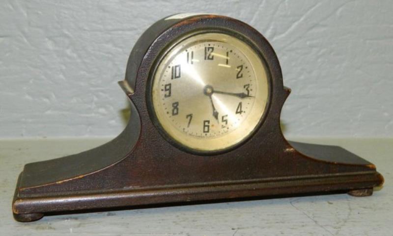 Miniature head & shoulders mahogany clock