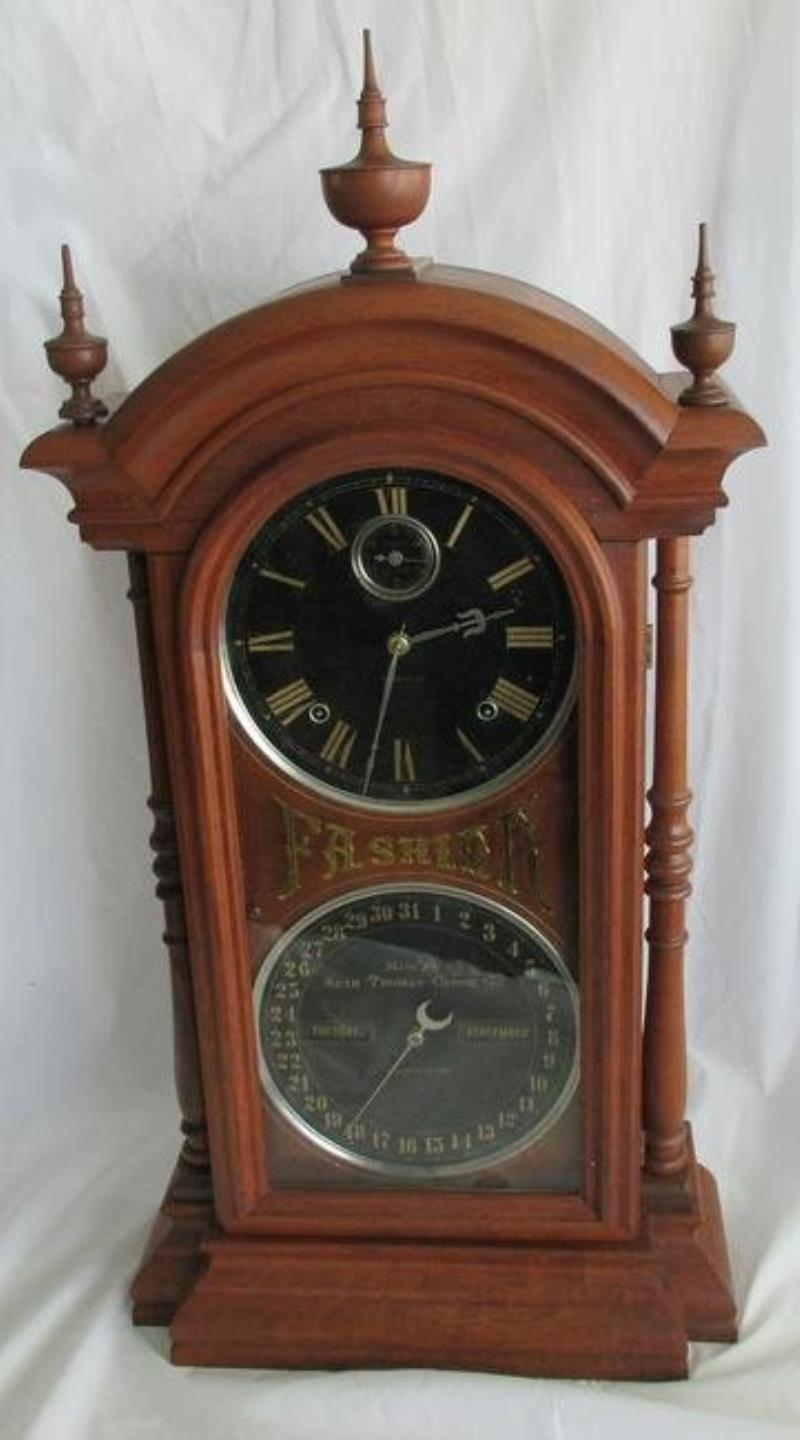 Antique Fashion Seth Thomas black double dial calendar clock