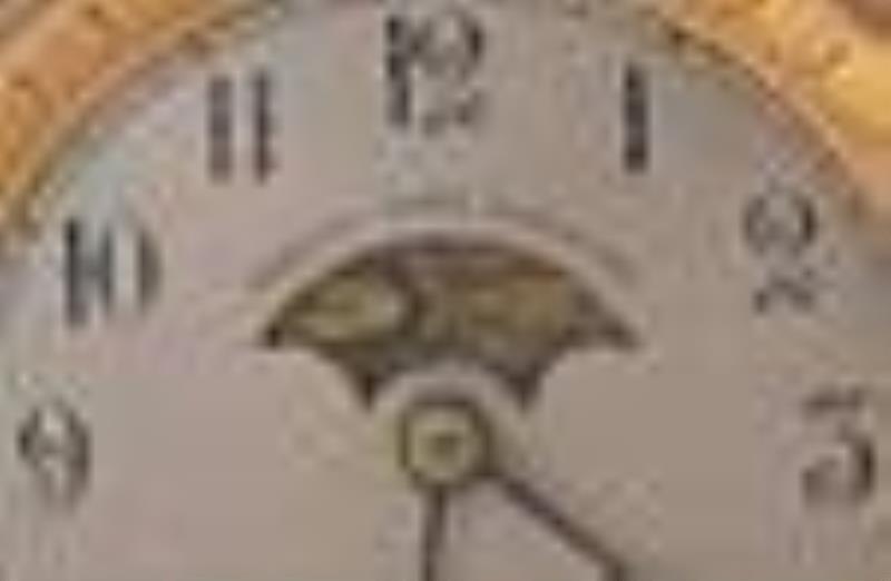 An Annual Wind Clock Co. year running shelf clock