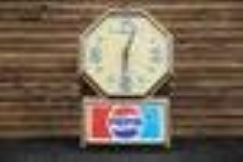 Pepsi lighted clock