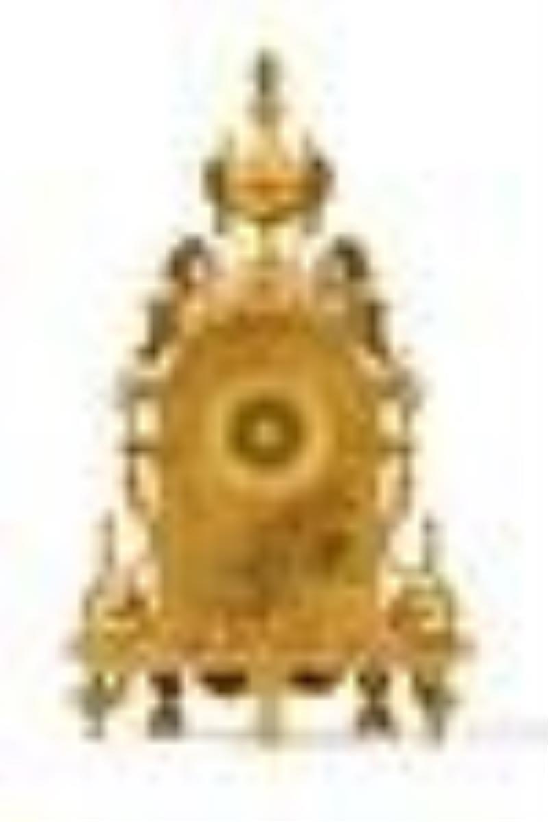 A French gilt-bronze mantel clock