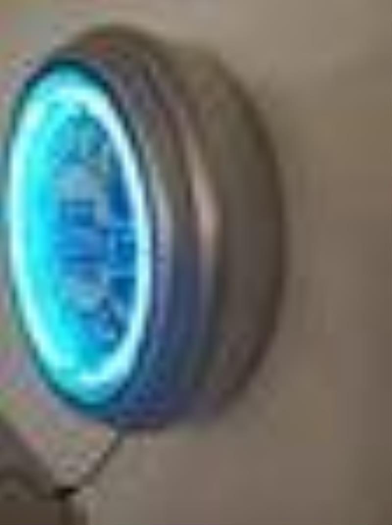 Chevy Super Service neon clock
