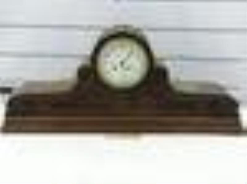 Mahogany Humpback Mantle Clock