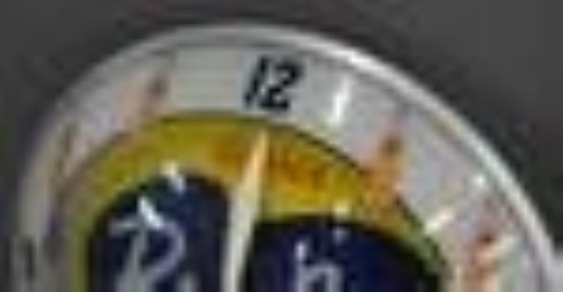 Drink Breley’s Double Bubble Lighted Clock