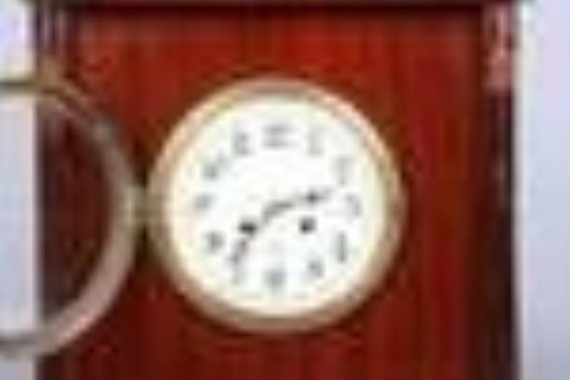 Mahogany mantle clock