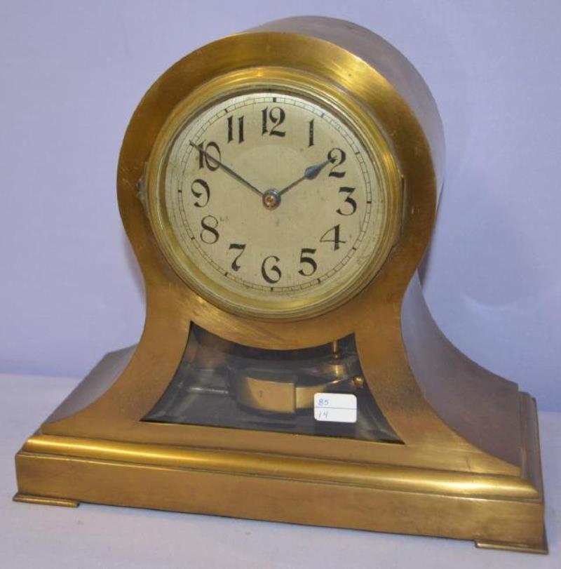 Metal Disk Pendulum Shelf Clock