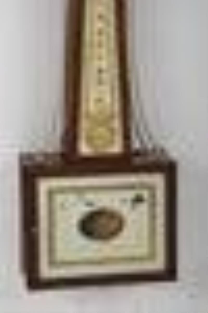 Simon Willard Eglomise and Inlaid Federal Banjo Clock