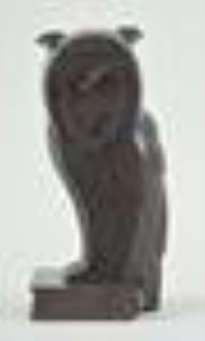 A good Oswald Uhrenfabrik owl form rotating eye novelty clock