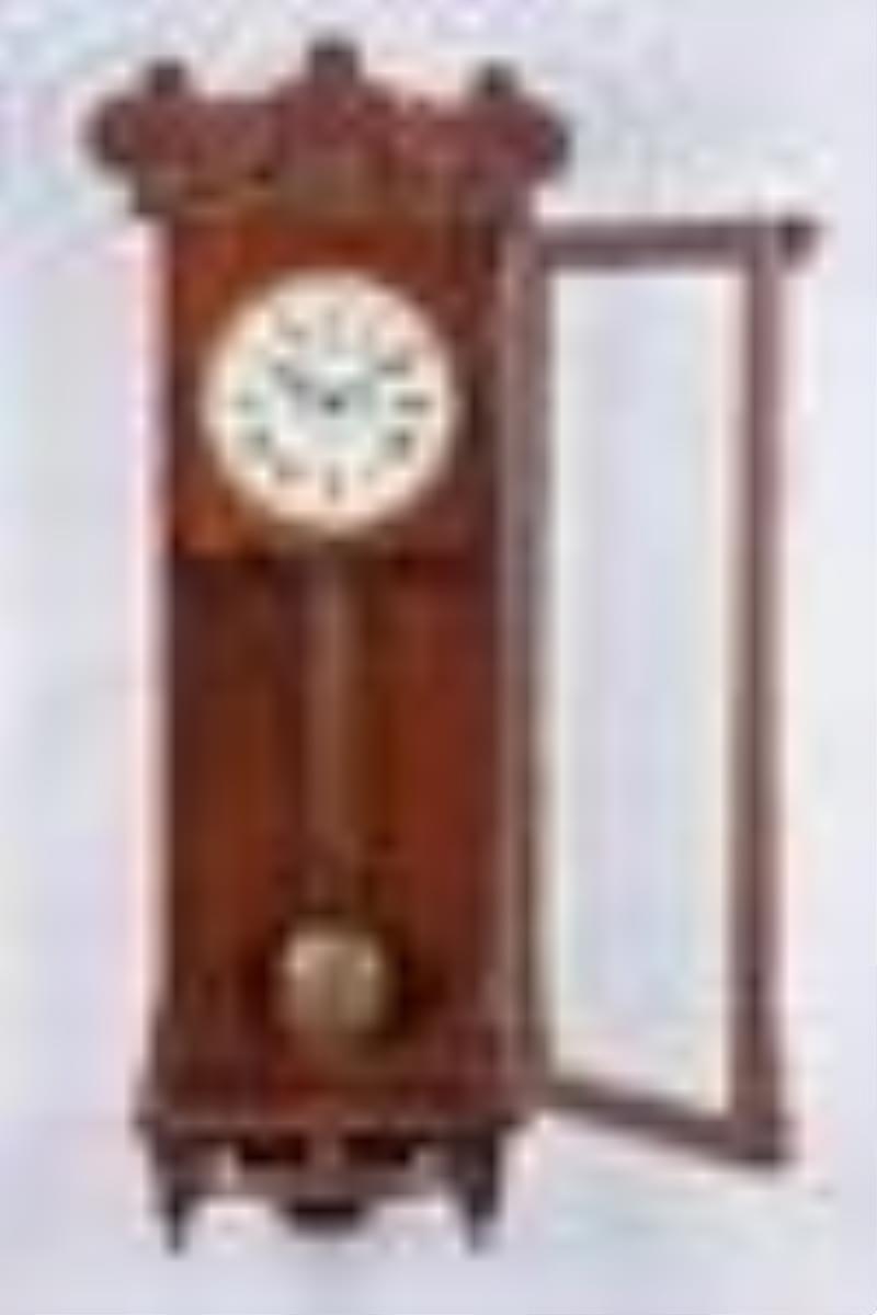 New Haven Clock Co. Elfrida wall clock