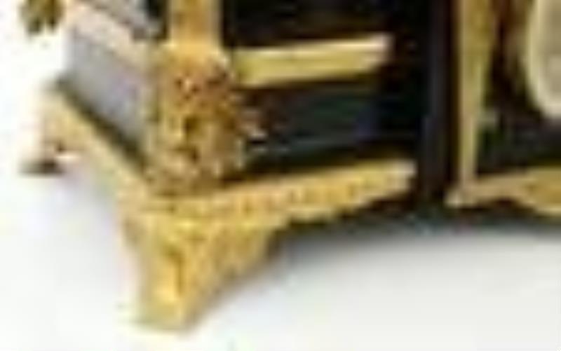 French Gilt Bronze & Marble Plateau Mantel Clock