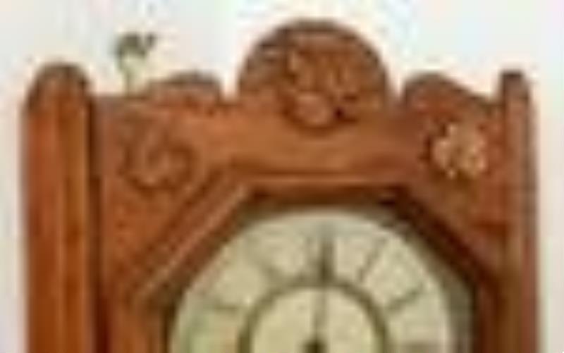 New Haven Clock Co. \\\”Corner\\\” Wall Clock