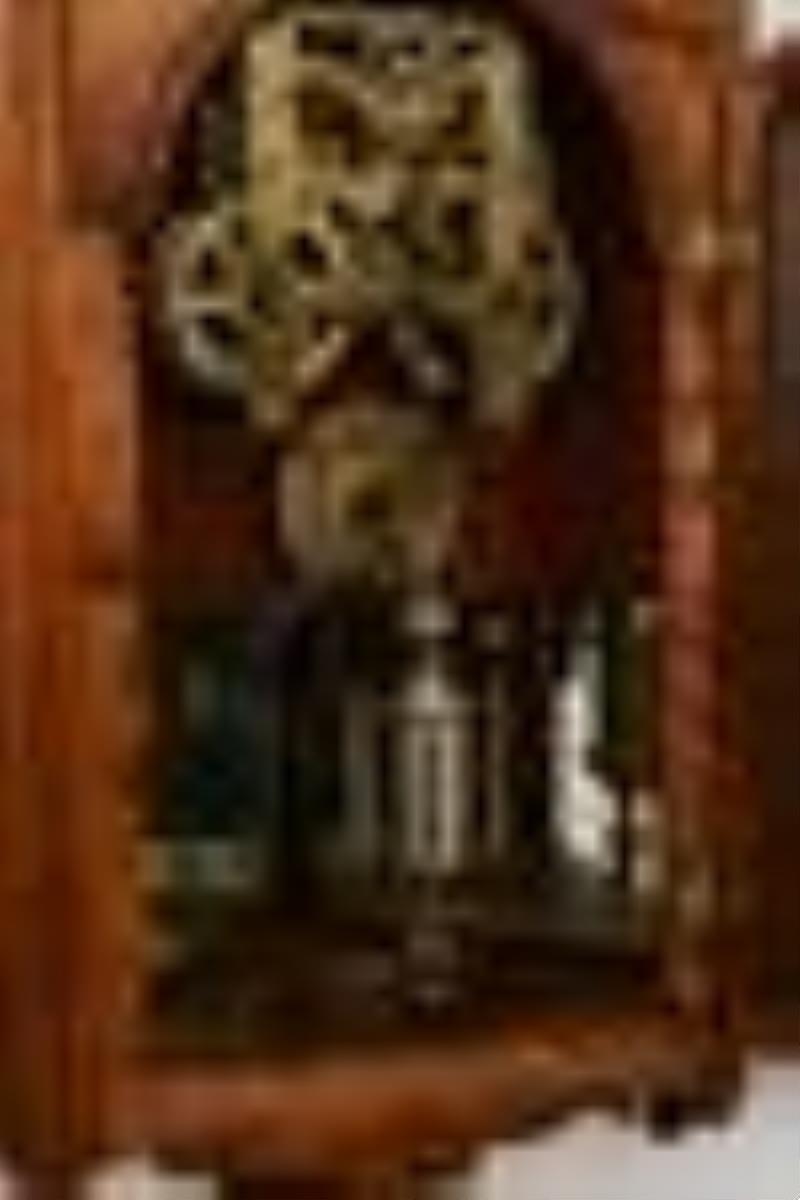 New Haven Clock Co. \\\”Corner\\\” Wall Clock