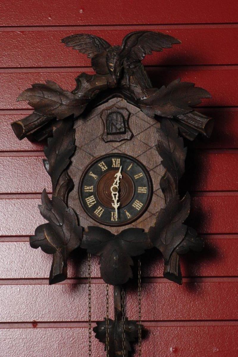 AN AMERICAN CUCKOO CLOCK