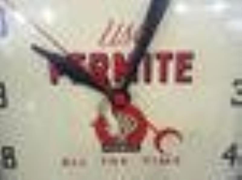 Use Permite All The Time Lackner neon clock