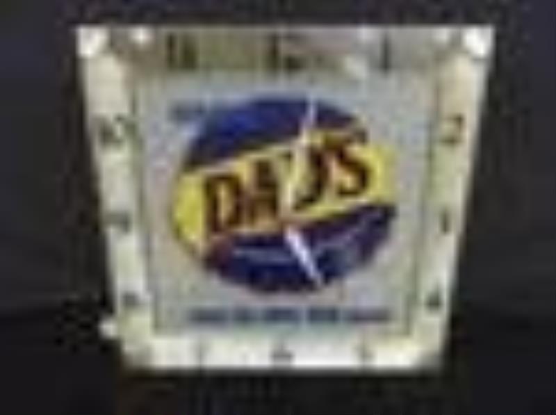 Dad's Root Beer lighted clock