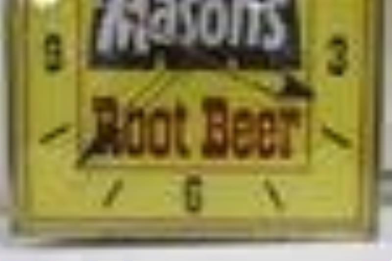 Vintage Mason's Root Beer Lighted Adv PAM Clock