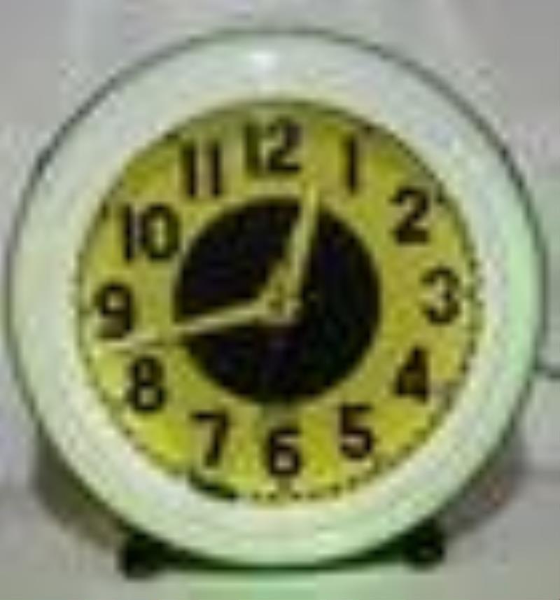 Vintage Cleveland Neon Bullseye Center Adv Clock