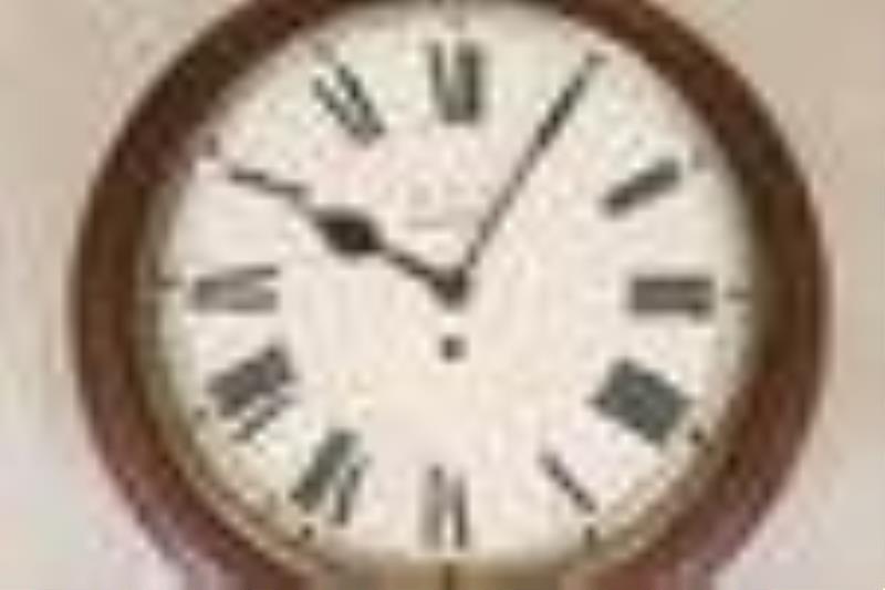Mahogany Tavern Clock