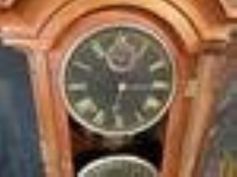 Antique Fashion Seth Thomas black double dial calendar clock