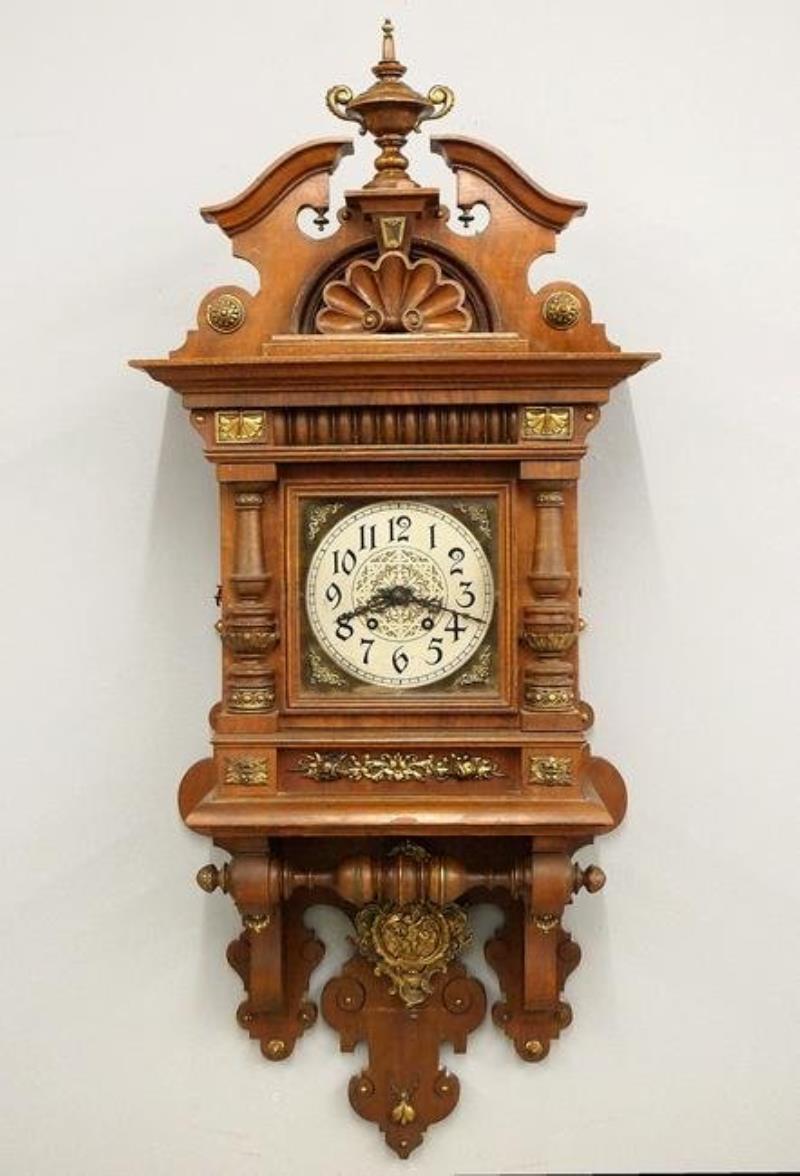 Lenzkirch Freischwinger Wall Clock