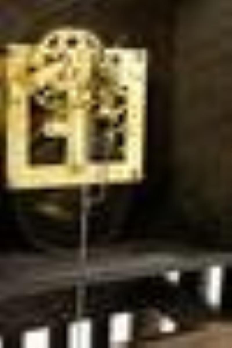 Pequegnat Midget Shelf Clock