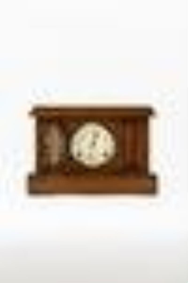 Pequegnat Colonial Shelf Clock