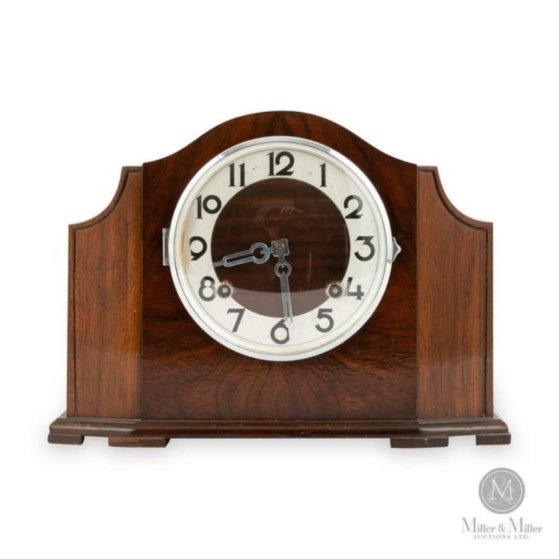 Pequegnat Chester Shelf Clock