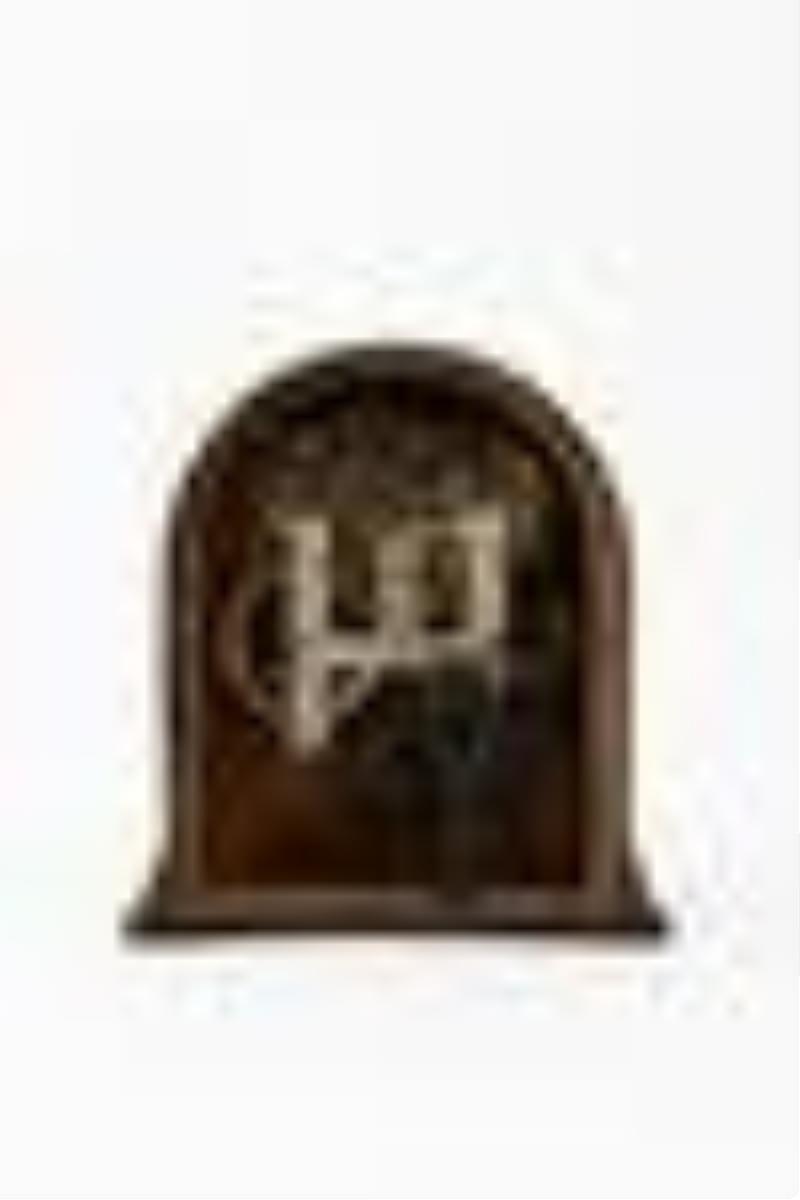 Pequegnat Bedford Shelf Clock