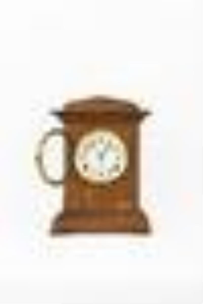 Pequegnat Lindsay Shelf Clock