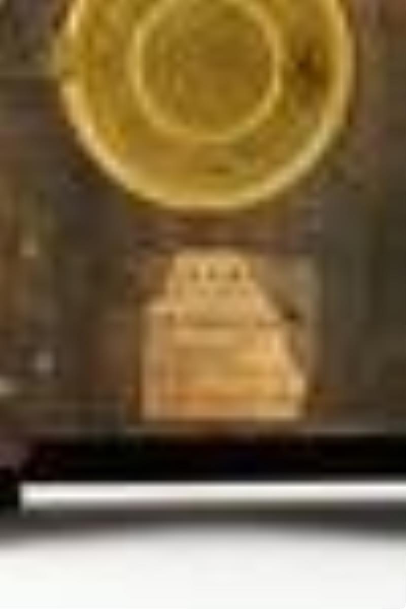 Pequegnat Picton Shelf Clock