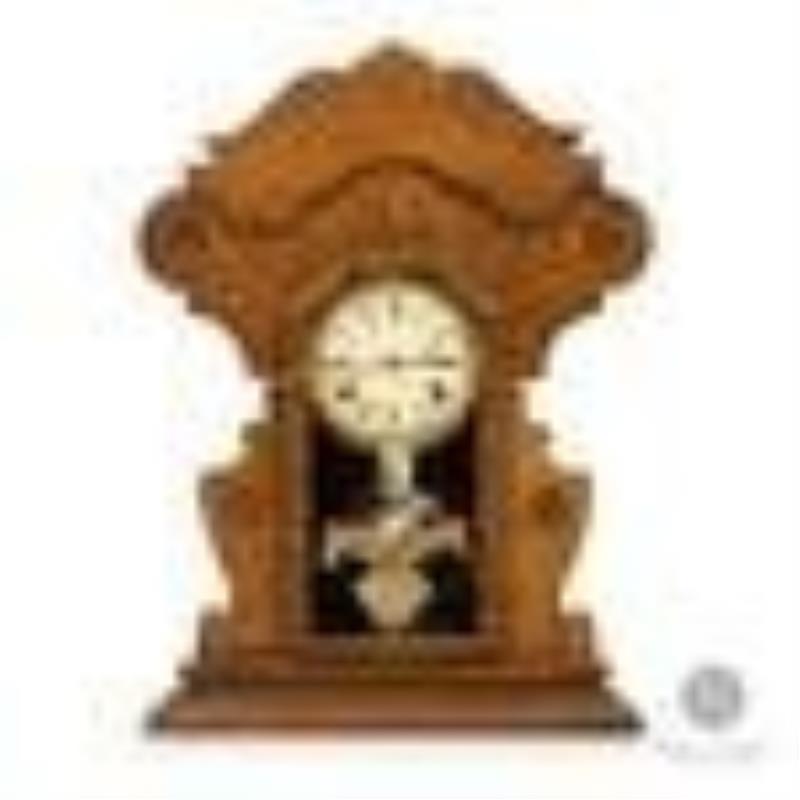 Pequegnat Monarch Shelf Clock