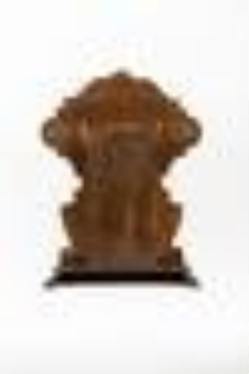 Pequegnat Monarch Shelf Clock