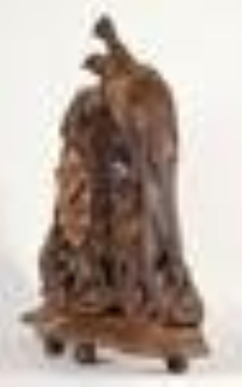 Black Forest shelf cuckoo clock with hand carved pheasant scene