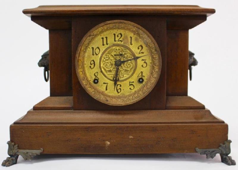 Early 20th century American Walnut case mantel clock