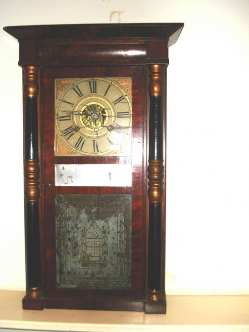 Brige Mallory Connecticut shelf clock