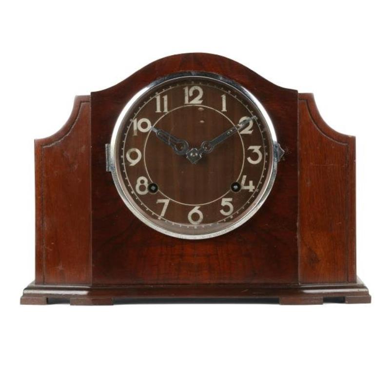 Pequegnat “Chester” Shelf Clock