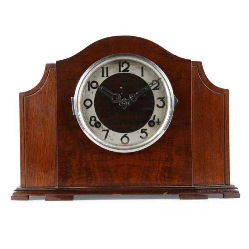 Pequegnat “Chester” Shelf Clock