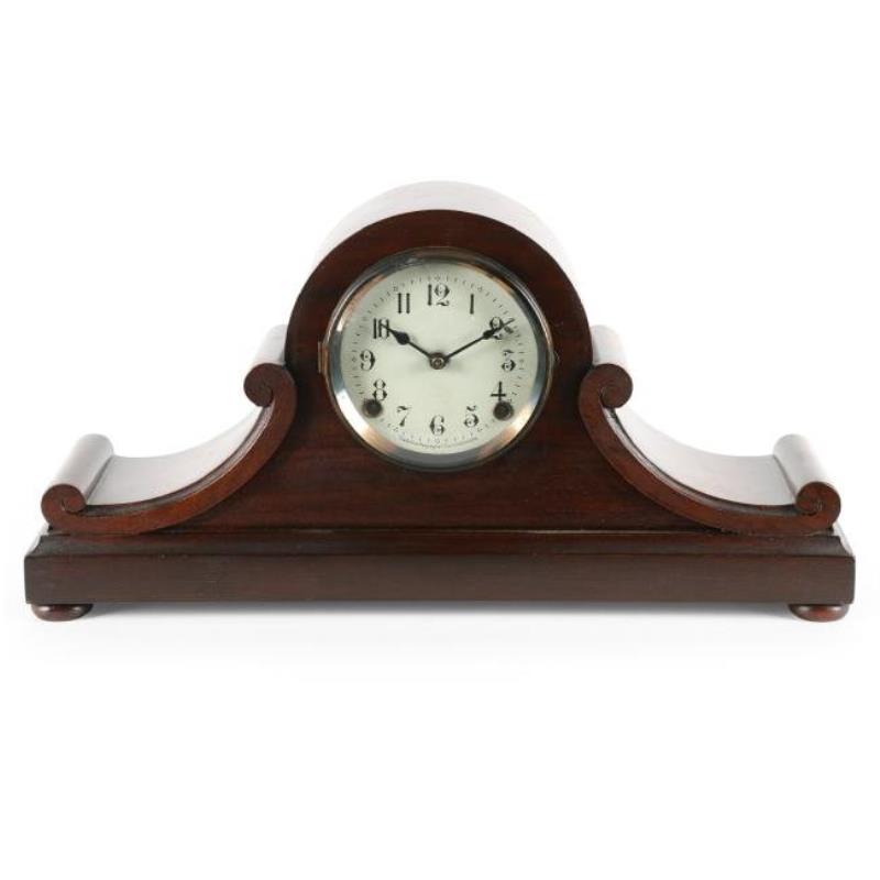 Pequegnat “London B” Shelf Clock