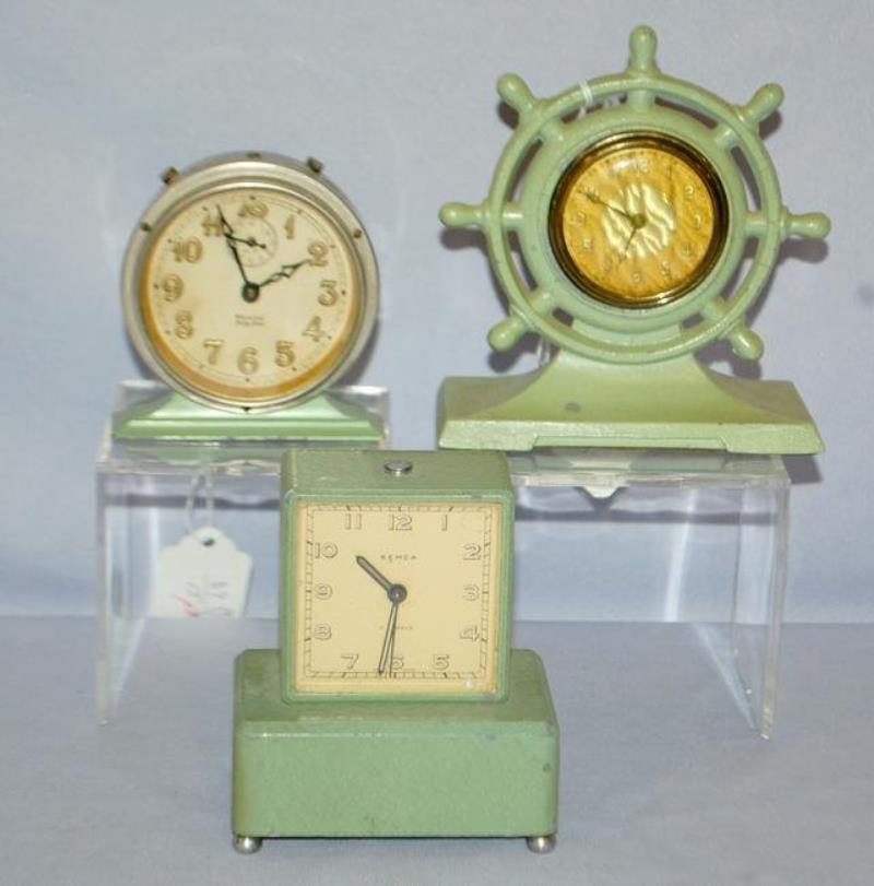3 Vintage Novelty Desk Clocks. 1. Casr ships wheel lux