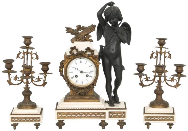 Raingo Freres Figural Clock Garniture