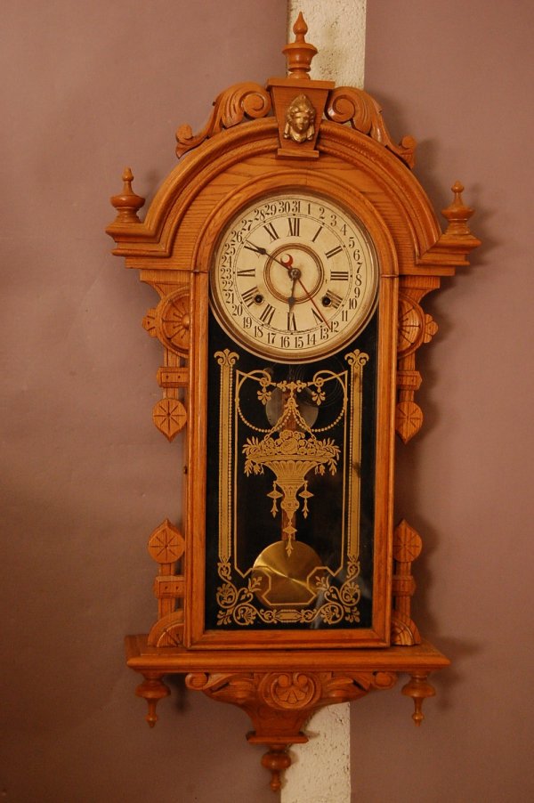 Gilbert Columbia in Oak Case, Arched Top, Turned F