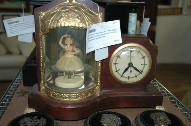Electric United Corp. Dancing ballerina clock