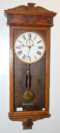 Oak Gilbert #21 Wall Hanging Regulator Clock Price Guide