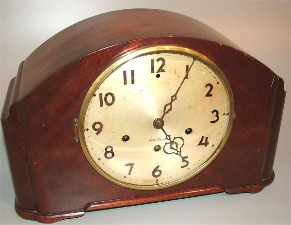 SETH THOMAS MAHOGANY “SIMSBURY” MANTEL CLOCK W/CH