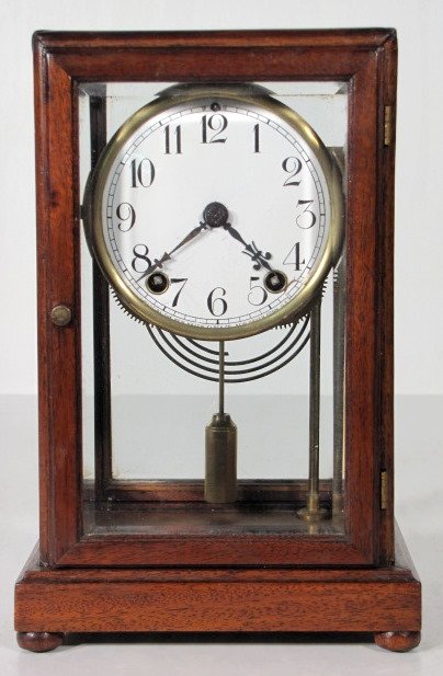 Mahogany New Haven Tuxford Crystal Regulator